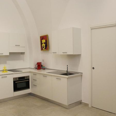 B&B Bianco Apartments Orta Nova 外观 照片