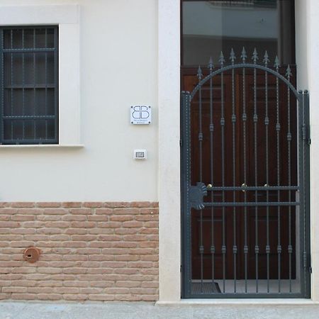 B&B Bianco Apartments Orta Nova 外观 照片
